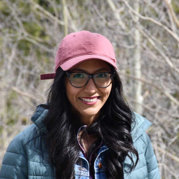 Meet your Posher, Adriana - Picture 1 of 1